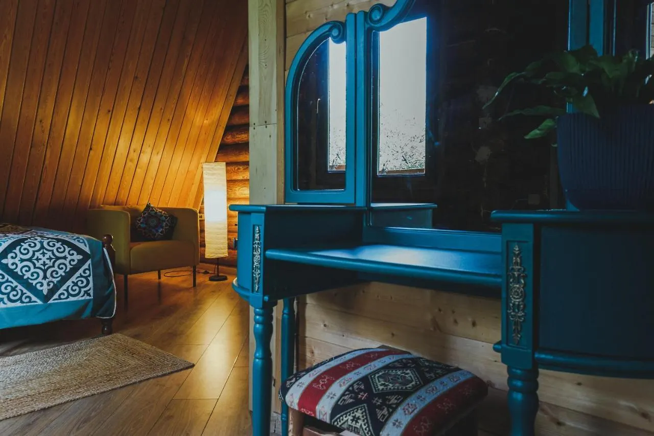 Sabay Sai Wooden Guesthouse In The National Park Almaty