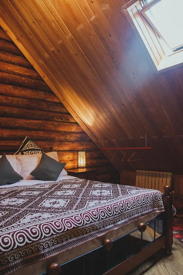 Sabay Sai Wooden Guesthouse In The National Park Almaty 0*,