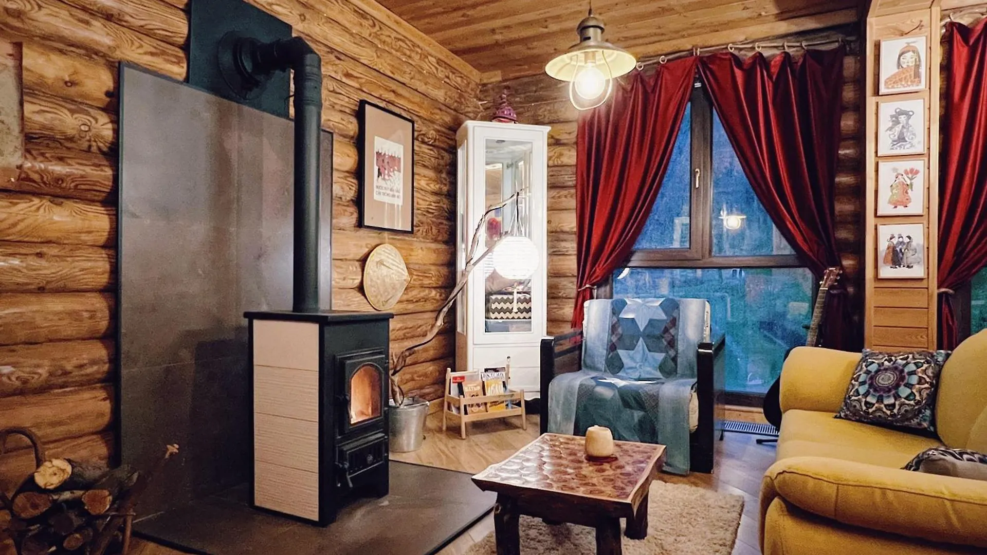 Sabay Sai Wooden Guesthouse In The National Park Almaty