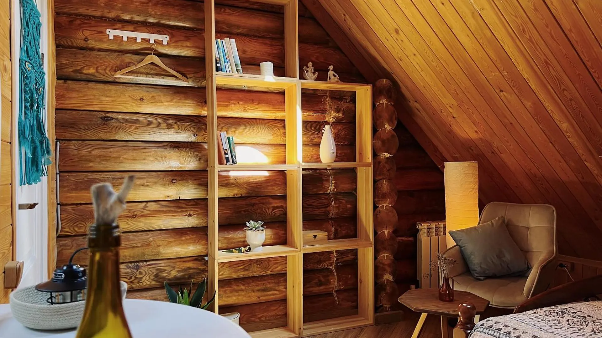 Sabay Sai Wooden Guesthouse In The National Park Almaty Guest house